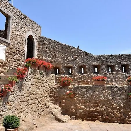 La Perla Giglio Castello